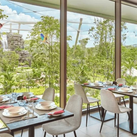Crimson Restaurant